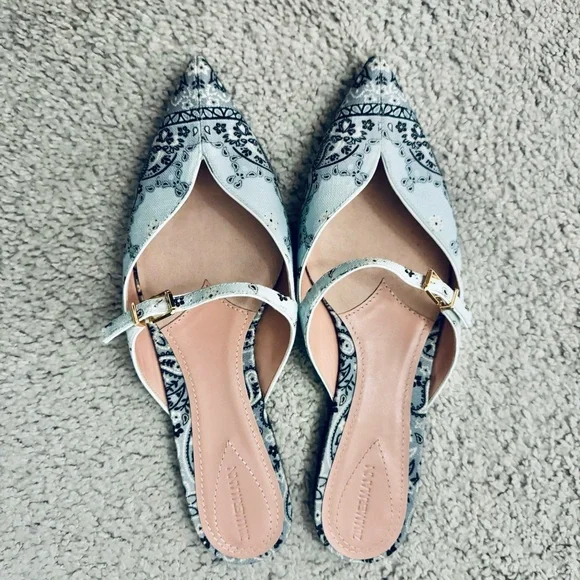 NEW $875 Zimmerman Aura Linen Leather Blue Paisley-Print Pointed Toe Mules 8.5 - Picture 2 of 16